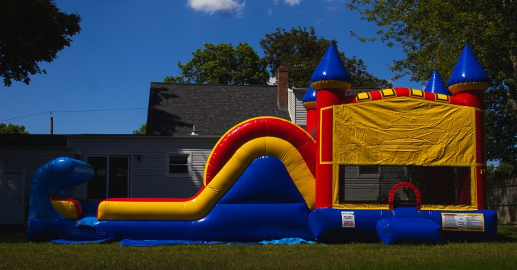 Module Castle bounce house with slide